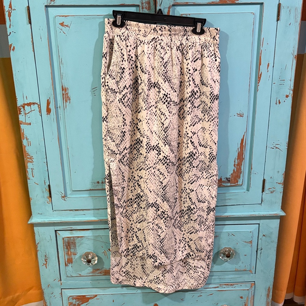 Tart Black and White Snake Print Maxi Skirt
